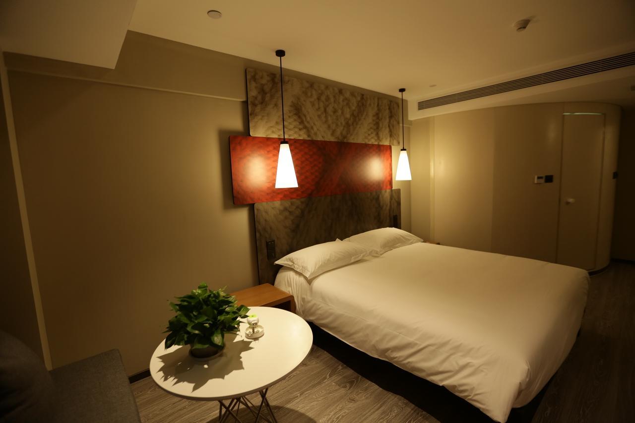 ไอบิส เฉิงตู เวสต์ จิงชุย โร้ด Hotel ภายนอก รูปภาพ