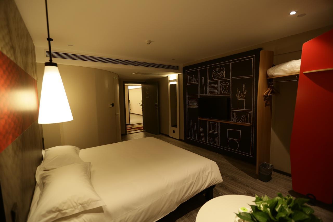 ไอบิส เฉิงตู เวสต์ จิงชุย โร้ด Hotel ภายนอก รูปภาพ